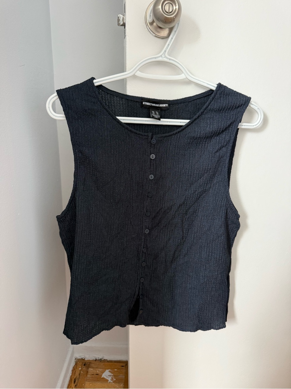 Streetwear Society Black Sleeveless Button-Front Tank Top